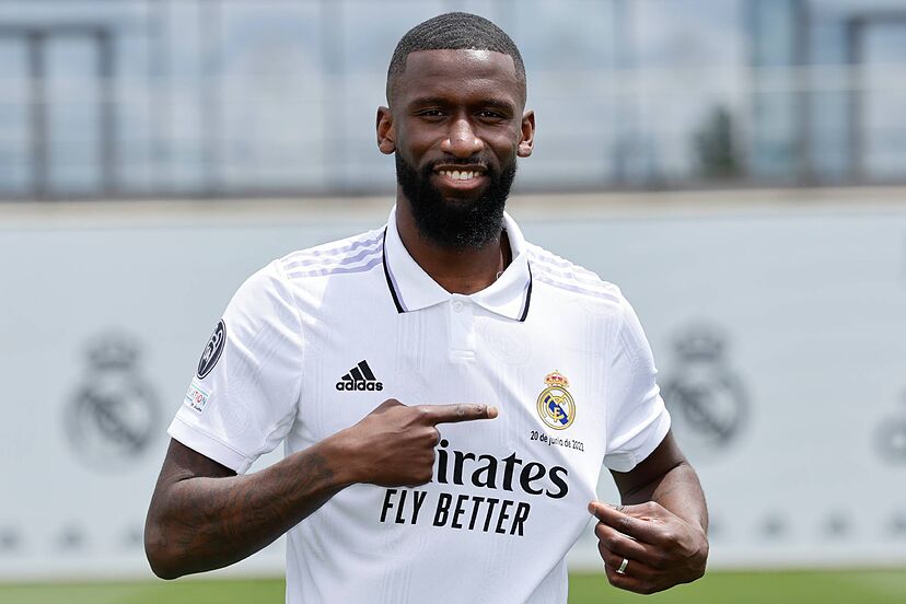 Real Madrid Offer Rüdiger Short-Term Extension Amid Positive Talks