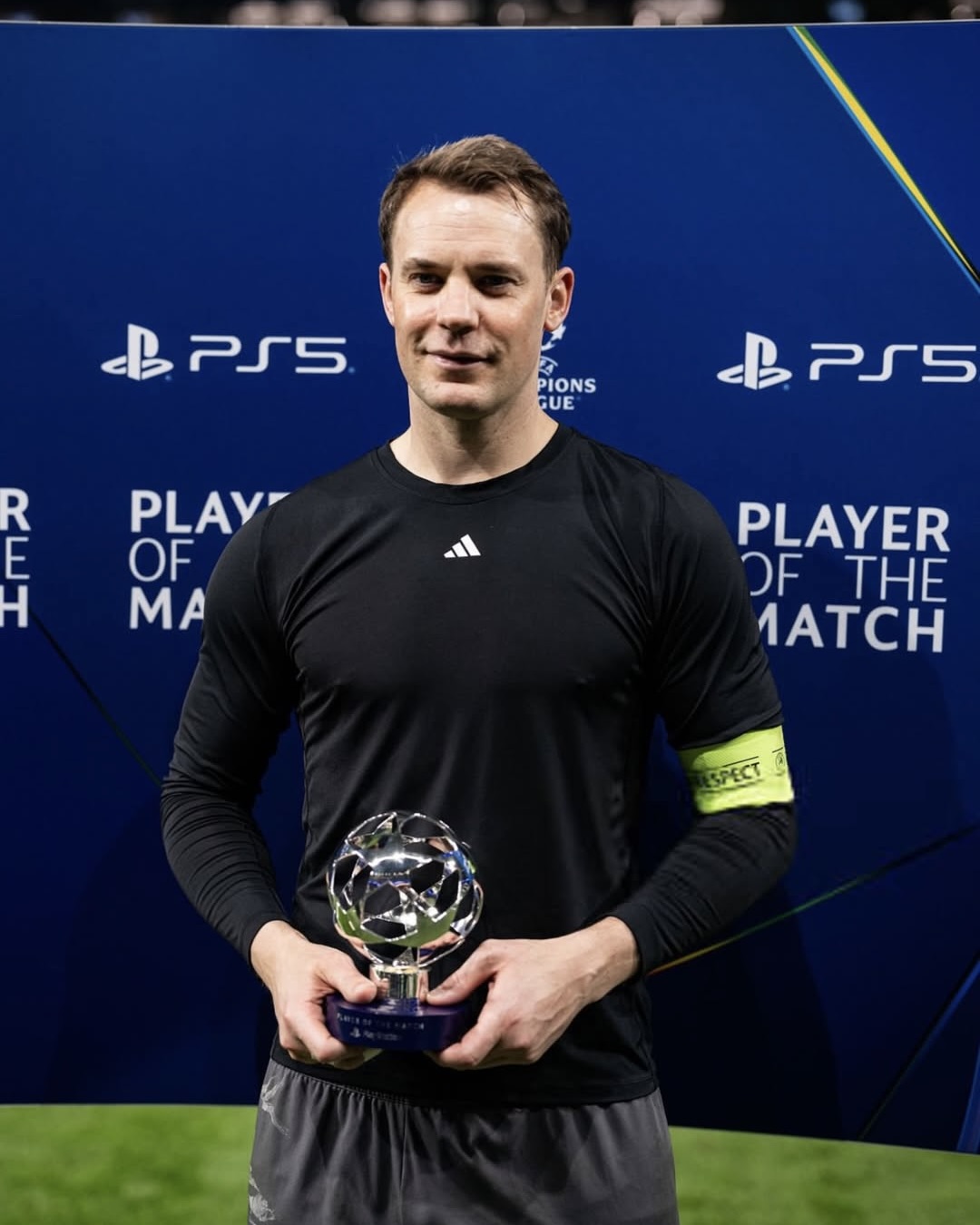  BREAKING: Manuel Neuer Keen to Extend Bayern Stay