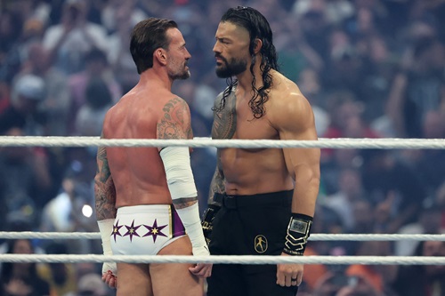 Roman Reigns vs CM Punk
