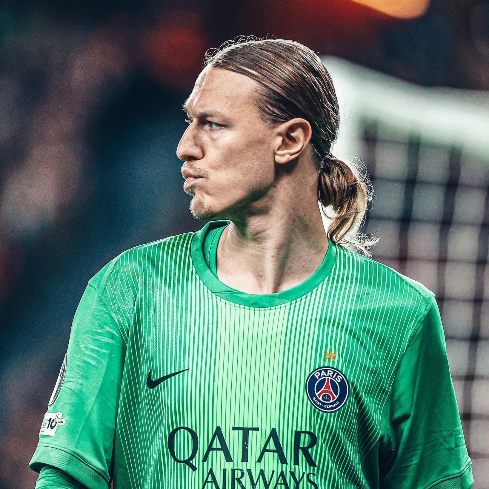Bold Offer! Adult Creator Mary Rock Sends A Cheeky Challenge To PSG’s Safonov Ahead Of The Champions League Final
