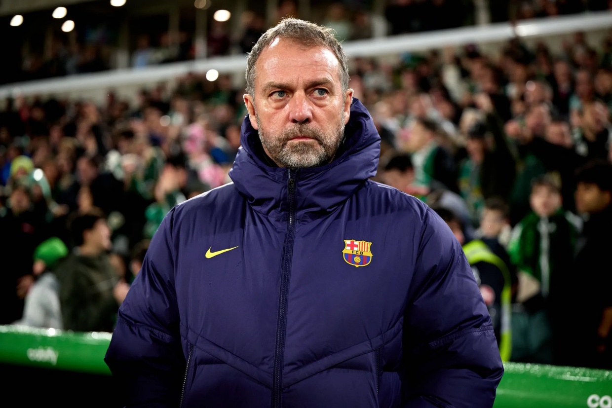 𝐁𝐑𝐄𝐀𝐊𝐈𝐍𝐆: Hansi Flick Agrees New Barcelona Deal Until 2028